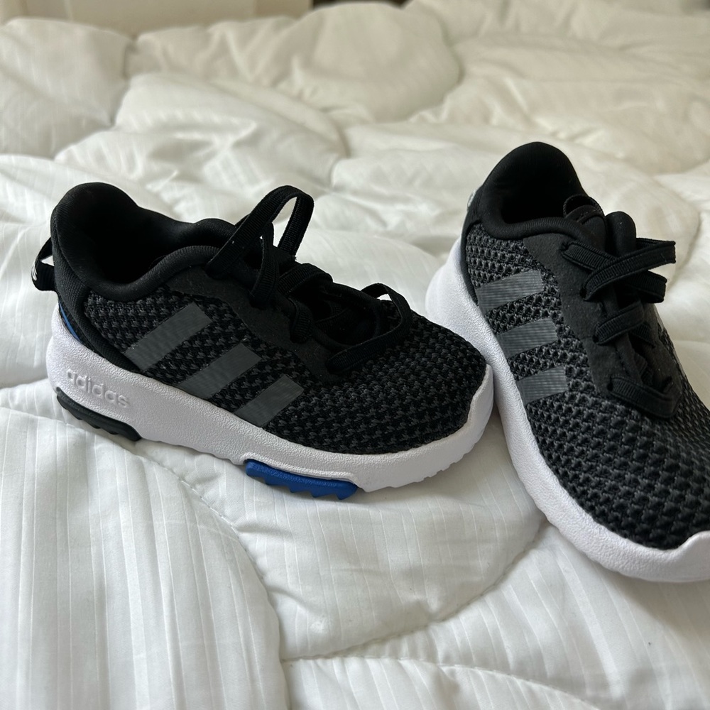 Baby Adidas shoes ..size 5C .. never worn.